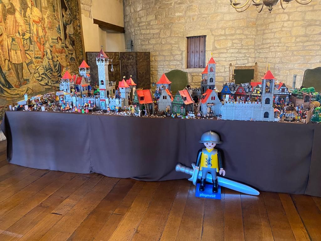 Diorama van Playmobil in kasteel van Laarne